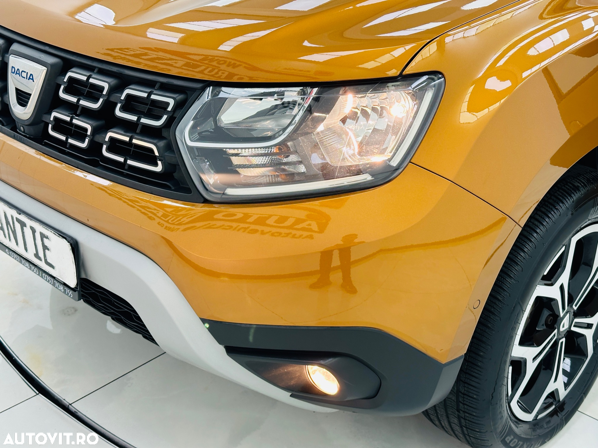 Dacia Duster 1.5 Blue dCi SL Orange - 11