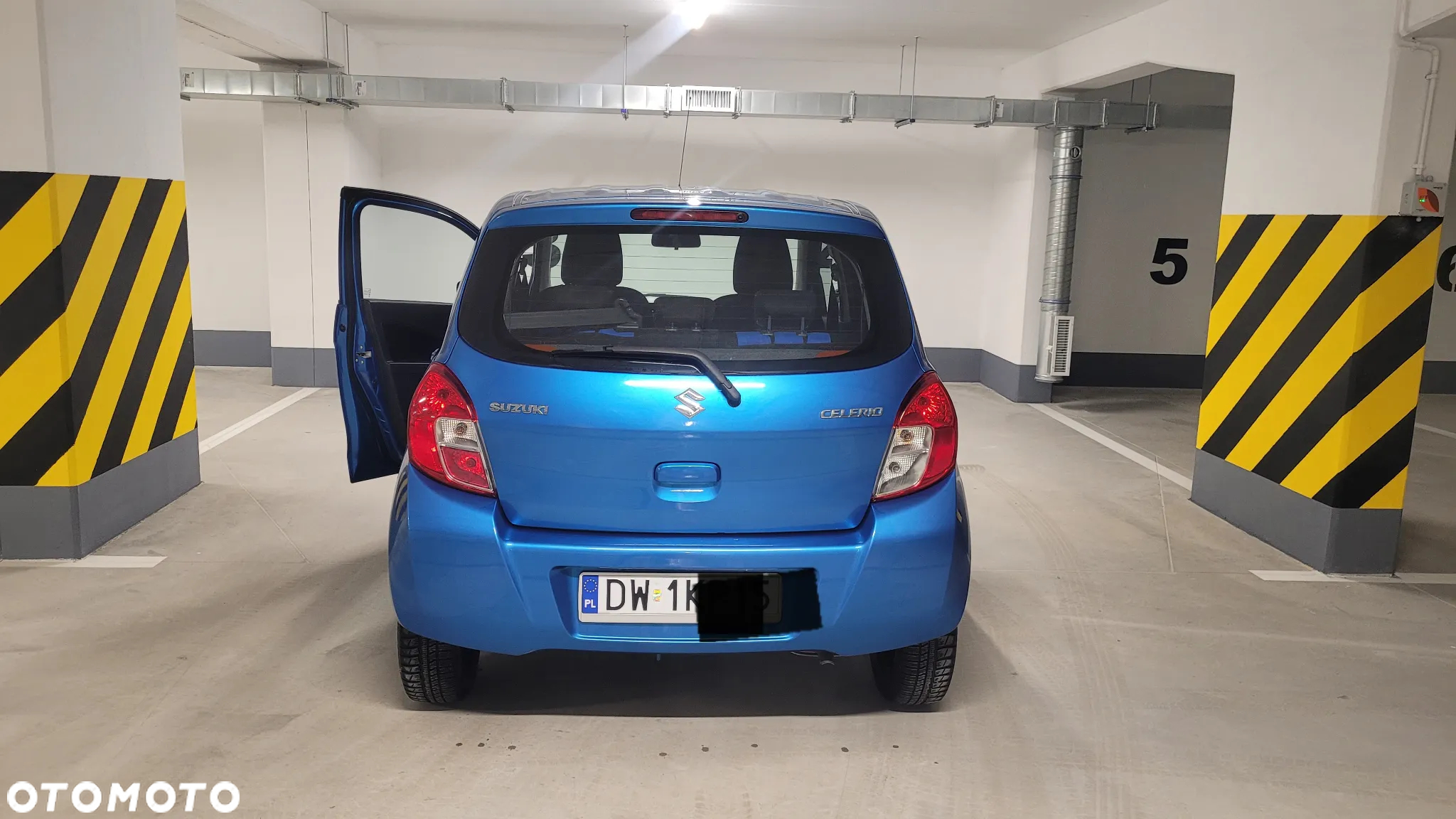 Suzuki Celerio 1.0 Comfort AGS - 10