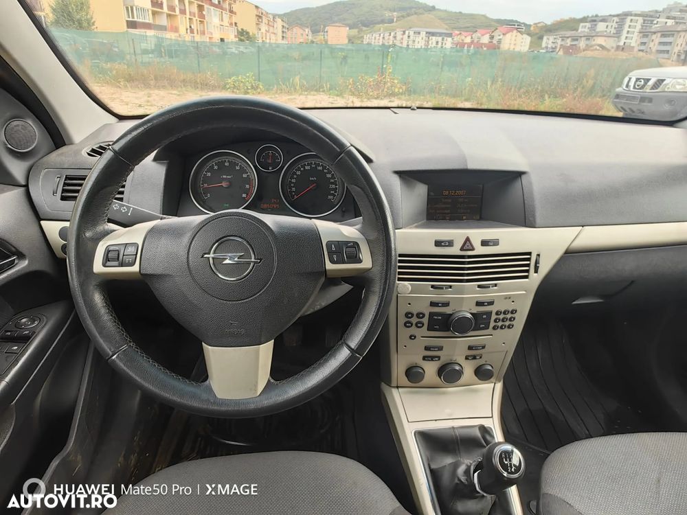 Opel Astra - 9