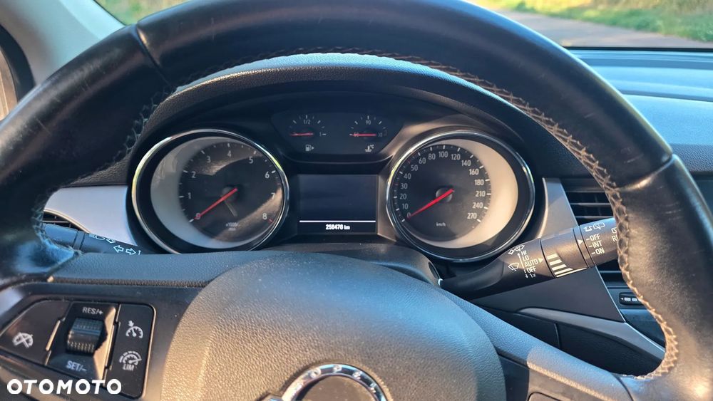 Opel Astra 1.4 T Enjoy - 12