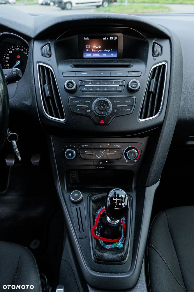 Ford Focus 1.5 TDCi Gold X - 24
