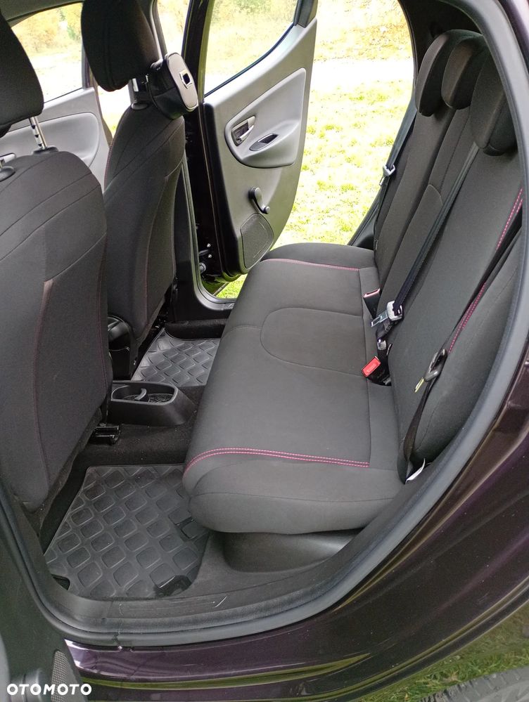 Lancia Ypsilon - 22