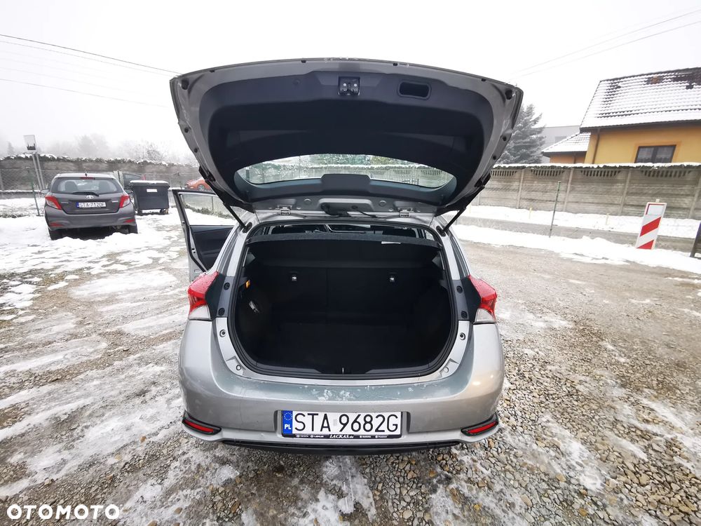 Toyota Auris 1.33 Dual-VVT-i Life - 12