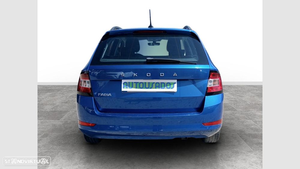 Skoda Fabia 1.0 TSI Ambition DSG - 8