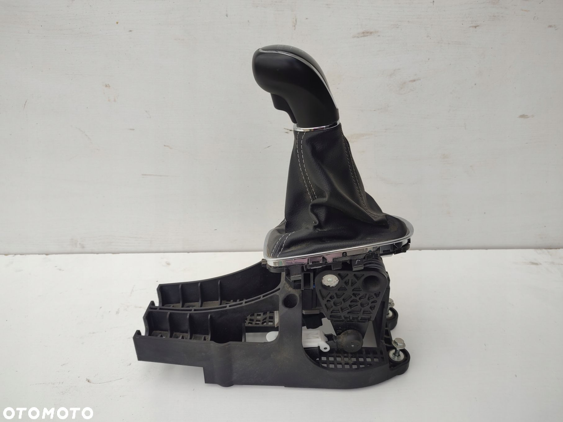 Lewarek wybierak biegów gałka mieszek OPEL ASTRA K V 55491492 - 1