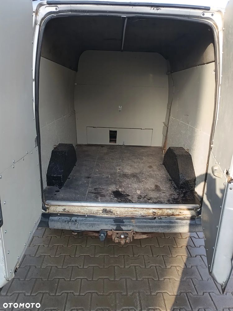 Ford Transit - 14