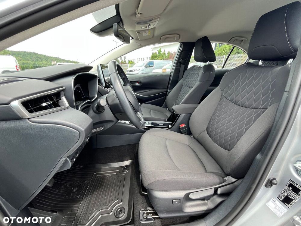 Toyota Corolla - 26