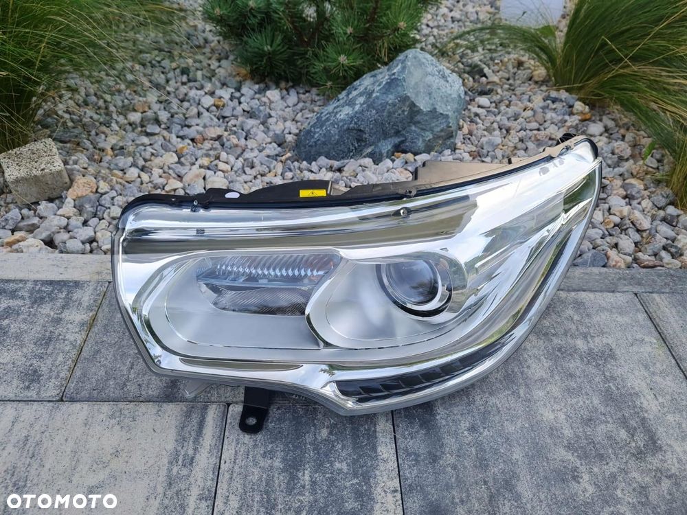 CITROEN DS4 C4 Lampa lewa przód Bi Xenon Dynamic Skrętna 2011-2015 - 2