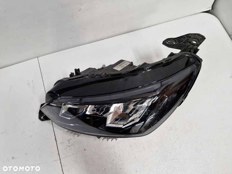 PEUGEOT 208 2008 II 2 LAMPA LEWY PRZÓD LEWA PRZEDNIA REFLEKTOR LED 9833036380 - 2