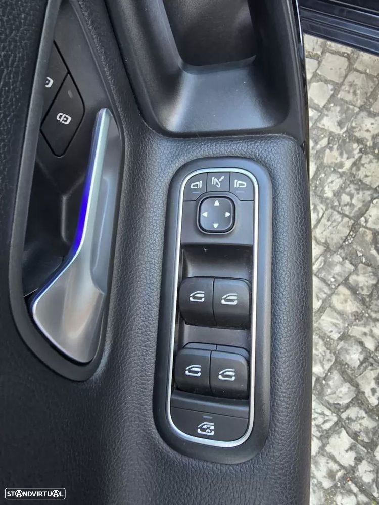 Mercedes-Benz A 200 d 4Matic 8G-DCT Advanced Progressive - 13