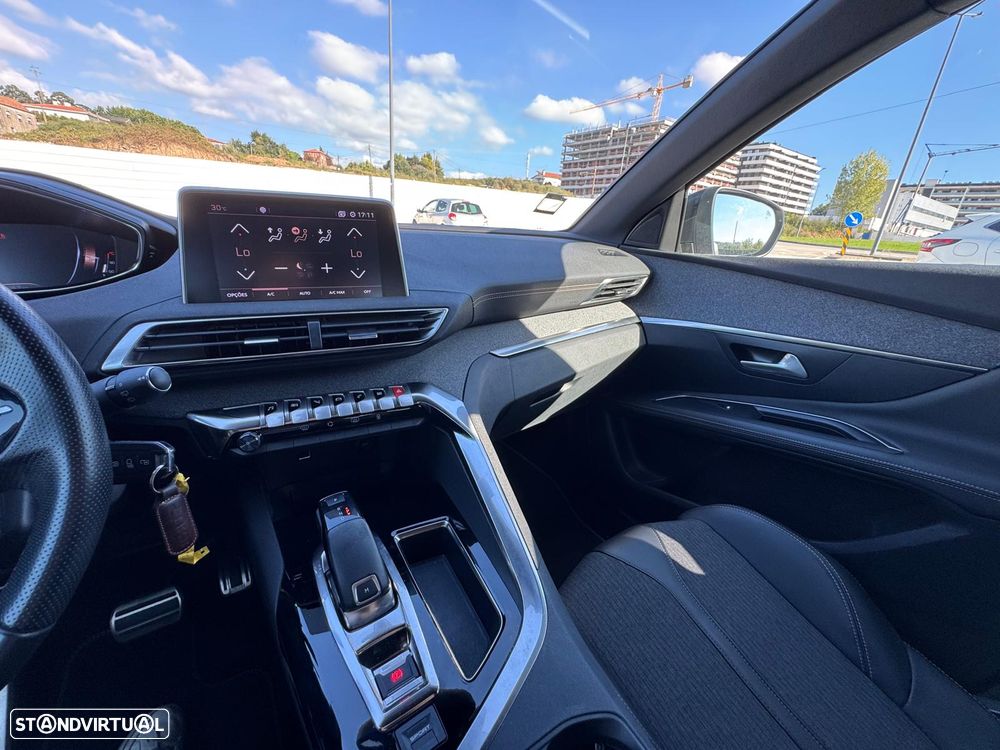 Peugeot 3008 1.2 PureTech GT Line EAT8 - 11
