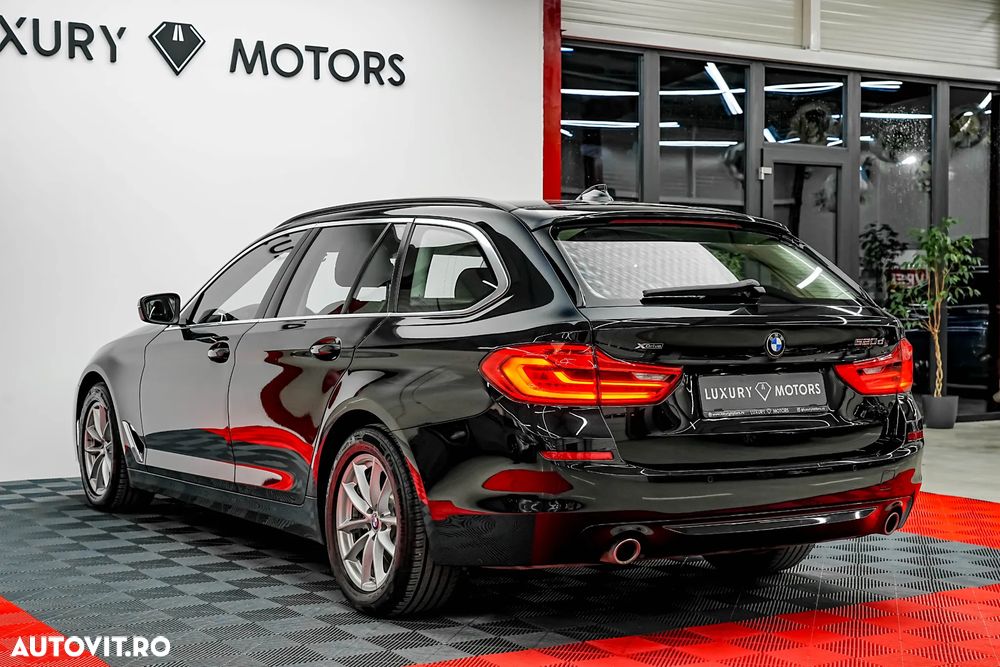 BMW Seria 5 520d xDrive Aut. - 11