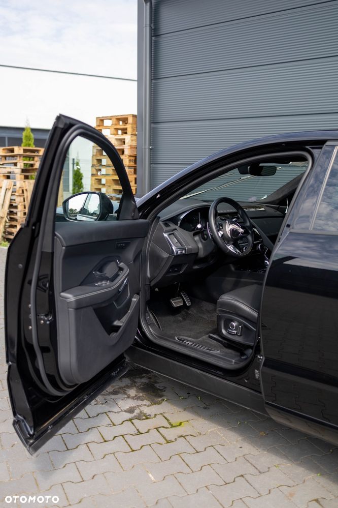 Jaguar E-Pace P250 AWD R-Dynamic Black - 6