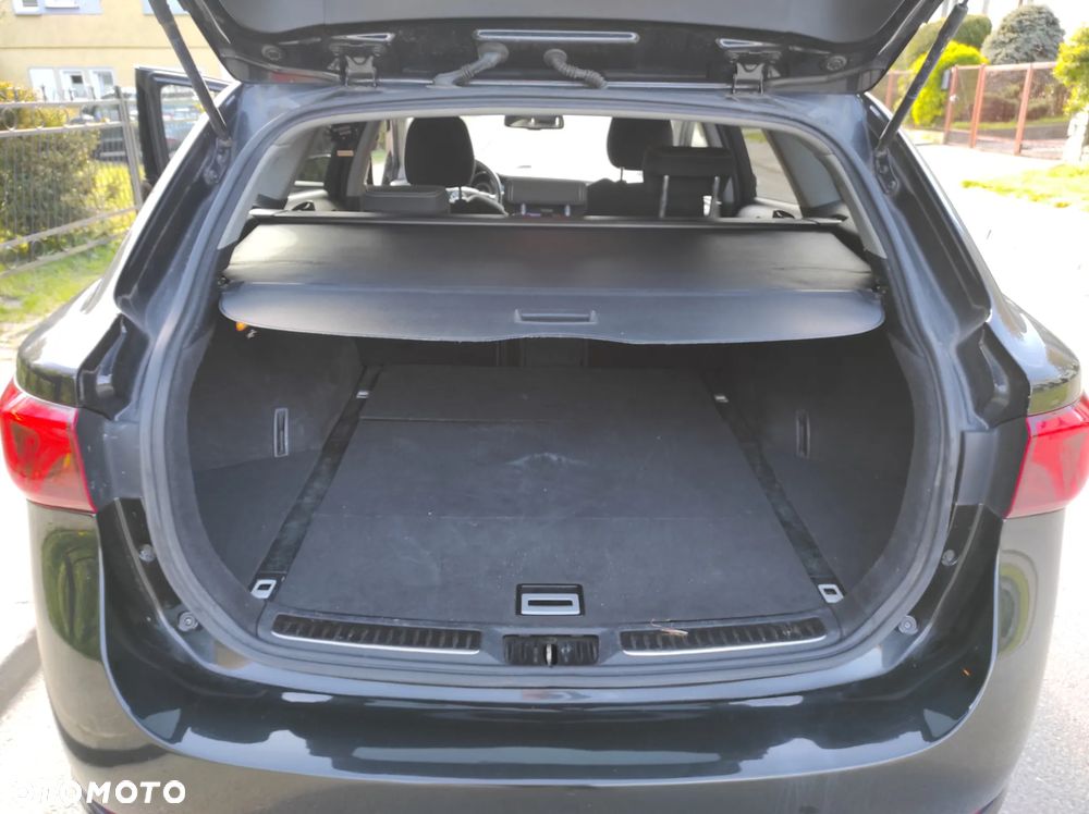 Toyota Avensis 1.8 Active MS - 10