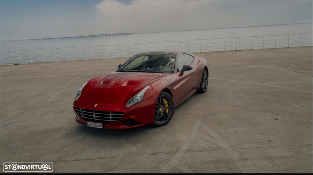 Ferrari California T - 25