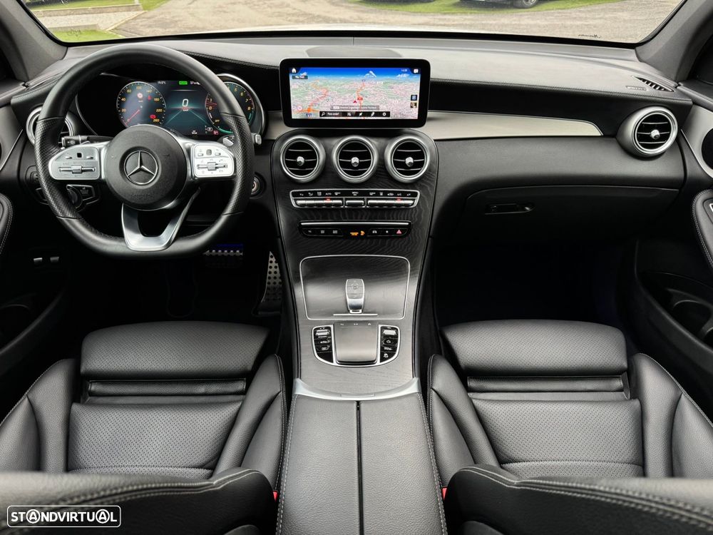 Mercedes-Benz GLC 300 e Coupé 4Matic - 24