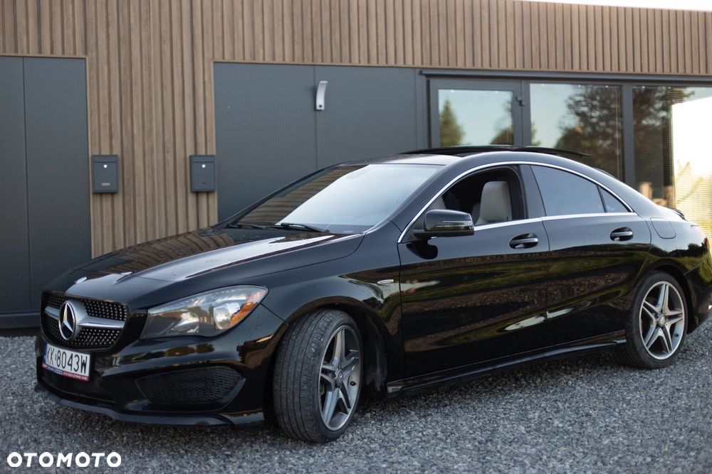 Mercedes-Benz CLA 250 7G-DCT AMG Line - 1
