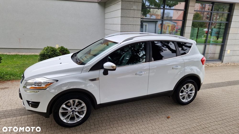 Ford Kuga 2.0 TDCi 4x4 Titanium - 4