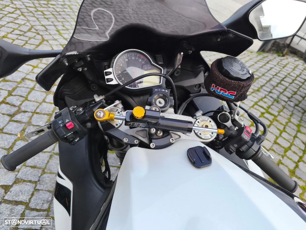 Honda CBR 1000RR FIREBLADE - 6