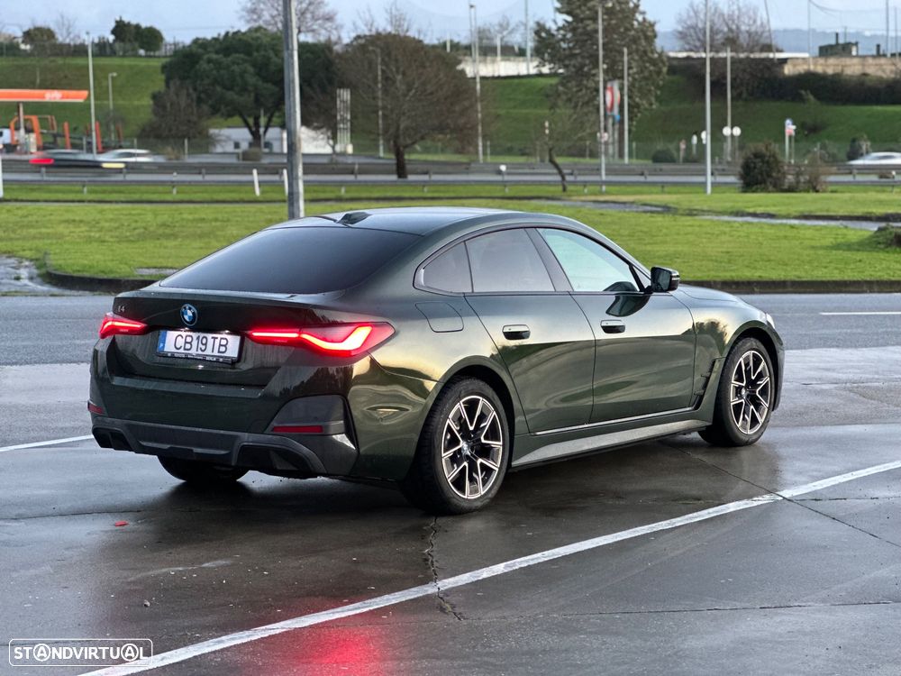 BMW i4 eDrive40 Pack Desportivo M - 18
