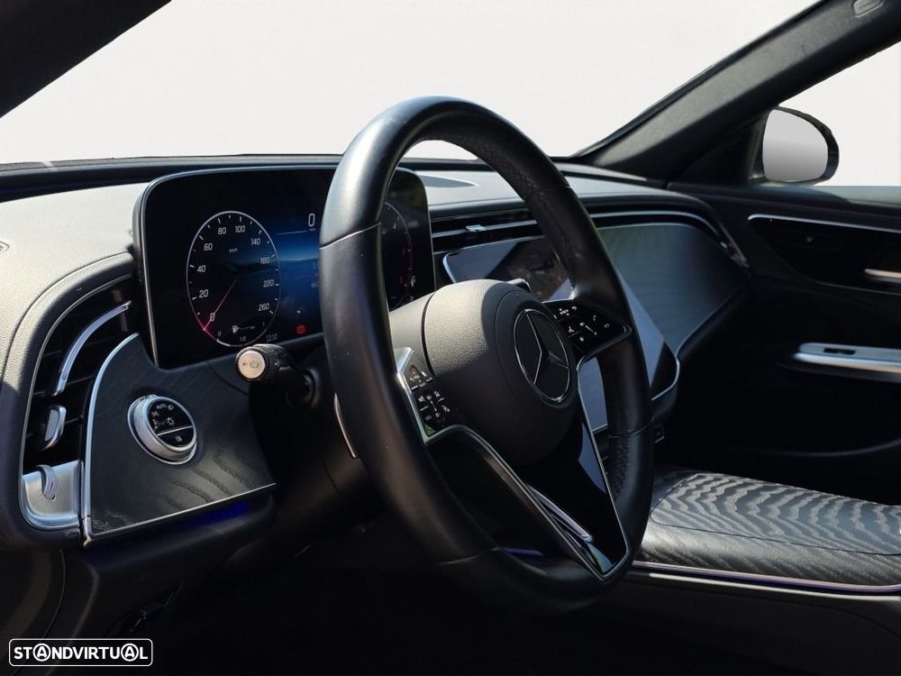 Mercedes-Benz E 220 — fotografia 10