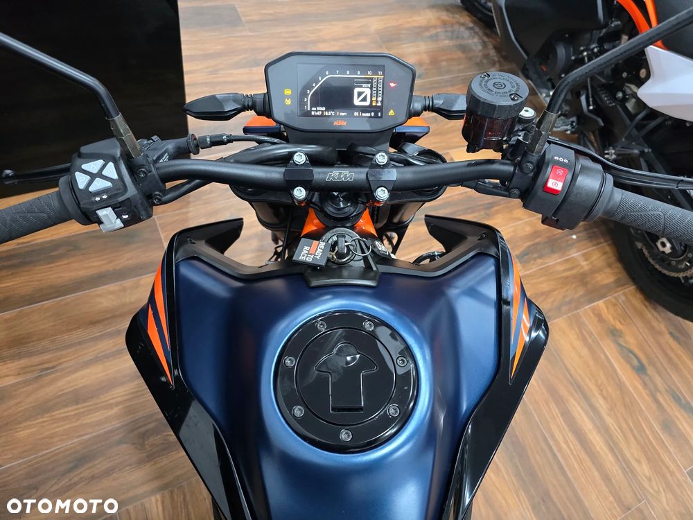 KTM Duke - 5
