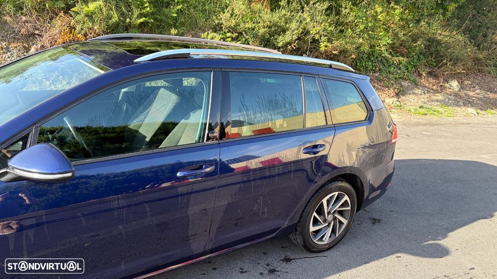 VW Golf 1.0 TSI Confortline DSG - 3