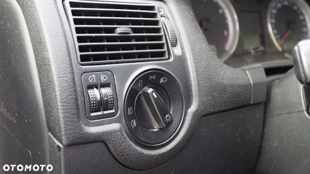 Volkswagen Golf 1.9 TDI Basis - 27