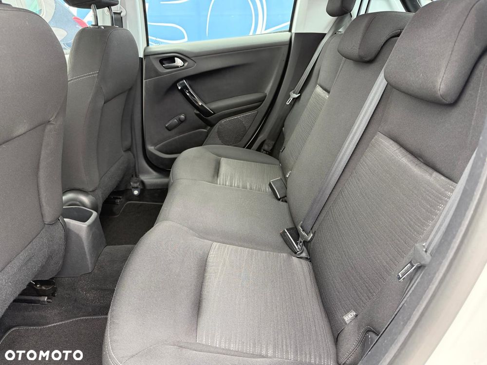 Peugeot 208 1.4 HDi Active - 12