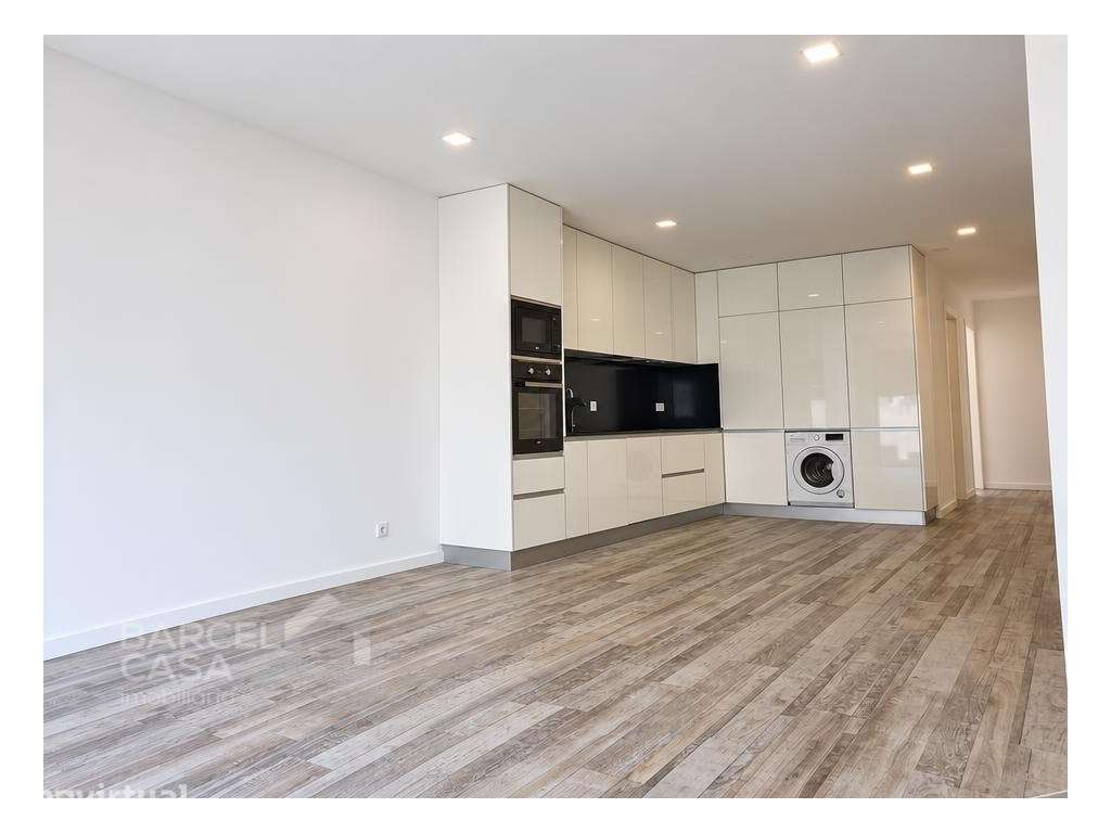 Apartamento T2+1 como novo no centro de Barcelos, com lugar de gara... - Grande imagem: 4/18