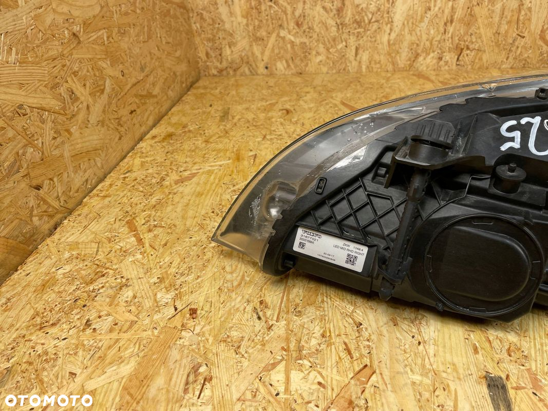 LAMPA PRZÓD PRZEDNIA PRAWA FULL LED VOLVO V40 II 31677021 UK LIFT 2016- - 6