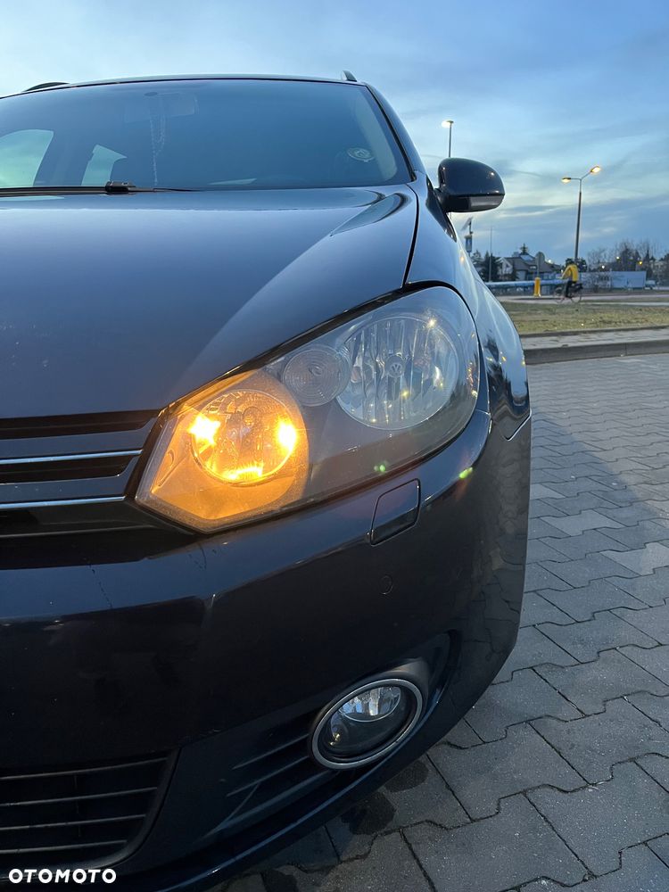 Volkswagen Golf VI 2.0 TDI Comfortline DSG - 24