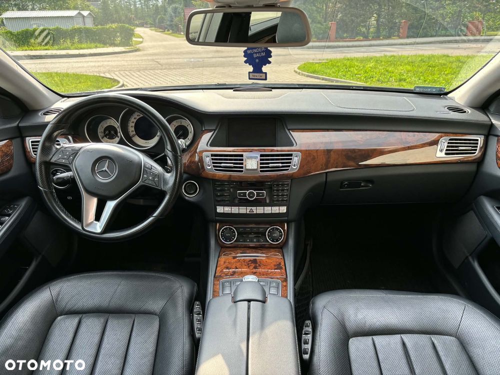 Mercedes-Benz CLS 350 CDI DPF BlueEFFICIENCY 7G-TRONIC - 28