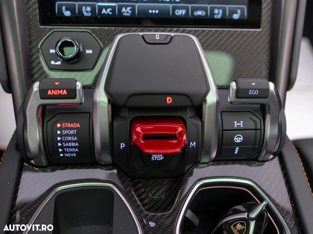 Lamborghini URUS - 22