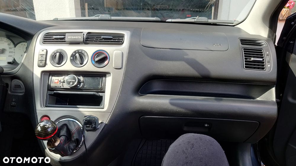 Honda Civic 1.6i ES - 12