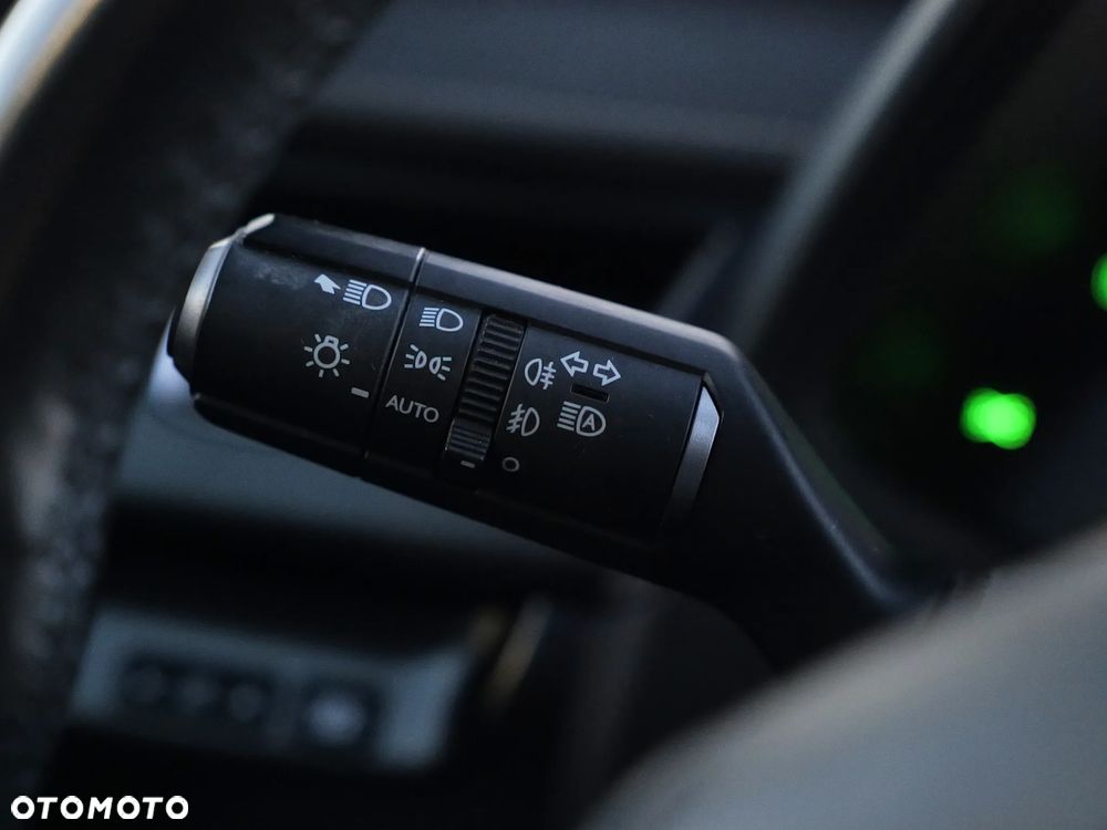 Lexus UX 250h GPF Elegance 2WD - 34