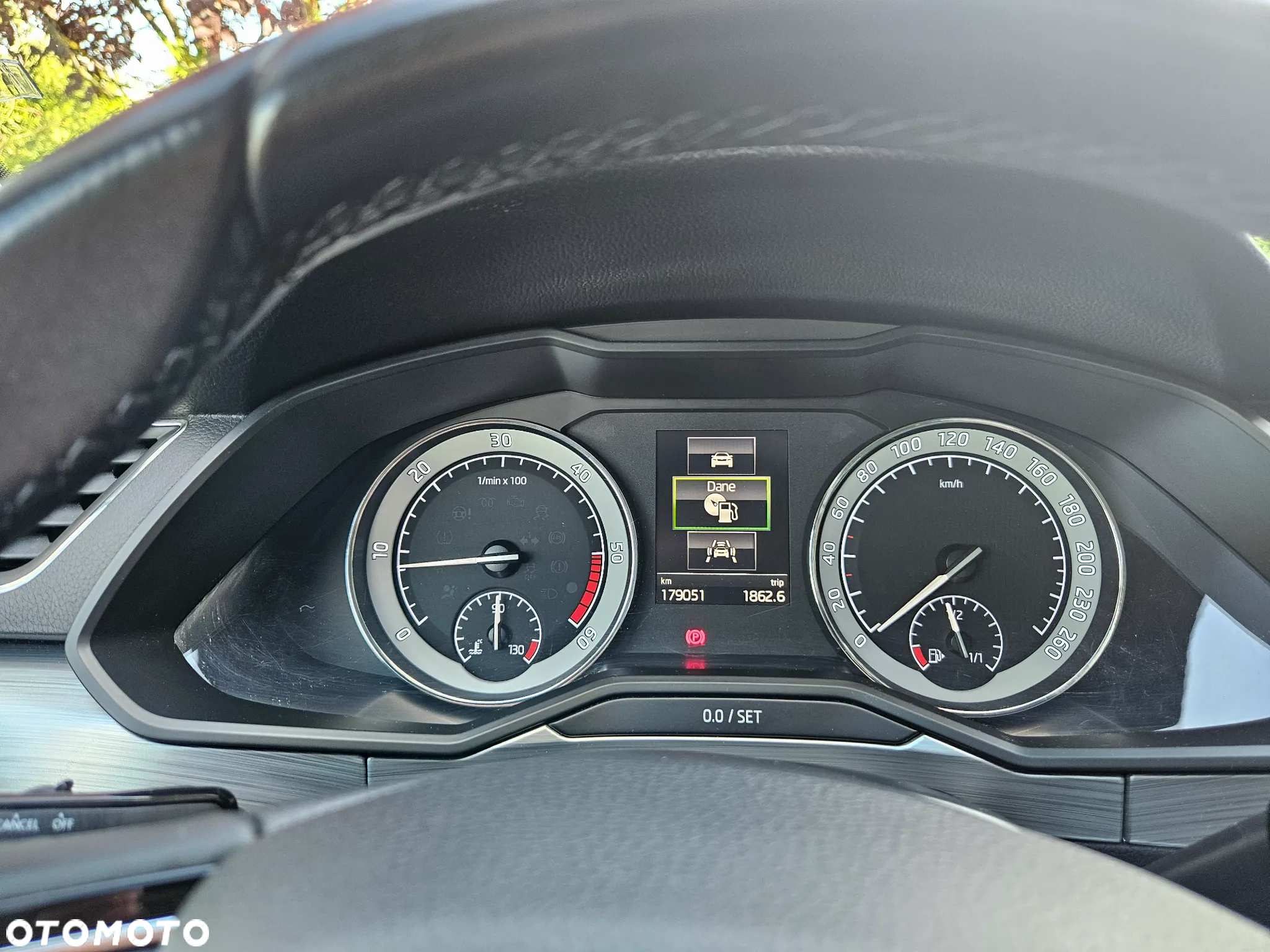 Skoda Superb 2.0 TDI Ambition - 25