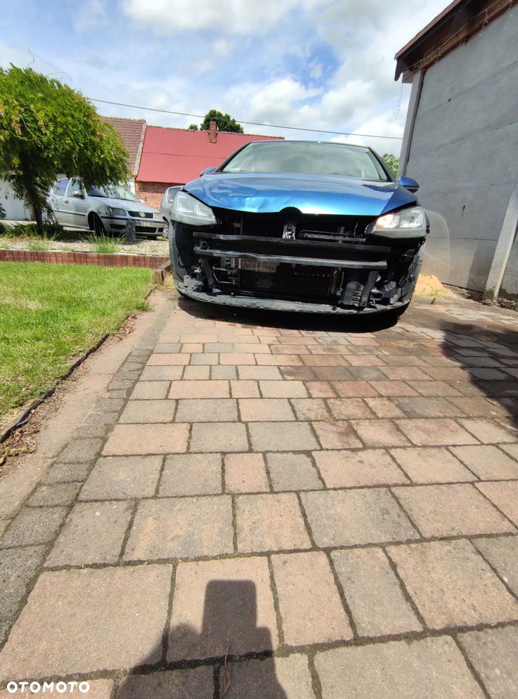 Volkswagen Golf 1.2 TSI BMT Comfortline - 5
