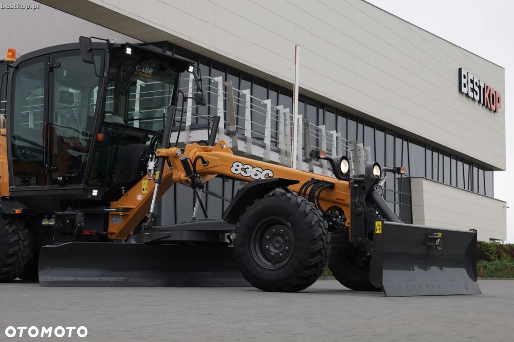 Case 836C AWD - 2