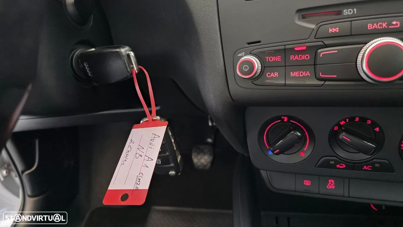 Audi A1 Sportback 1.6 TDI S-line - 41
