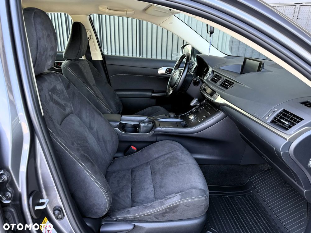 Lexus CT 200h Elegance EU6 - 10