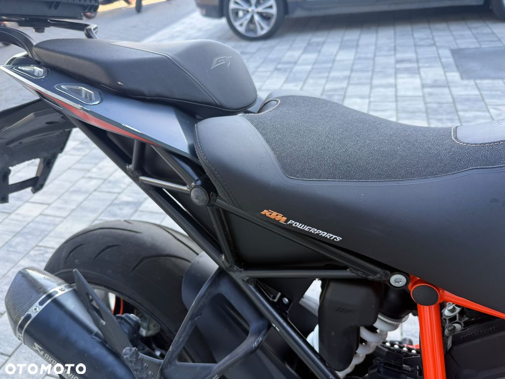 KTM Super Duke - 10