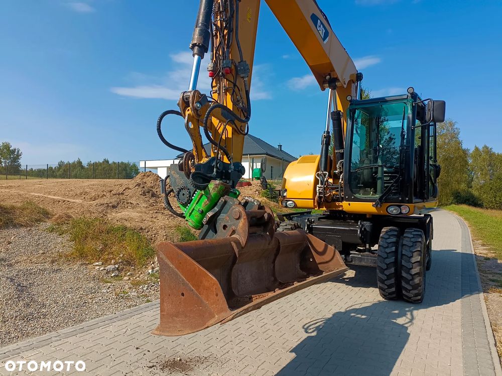 Caterpillar M313D - 9