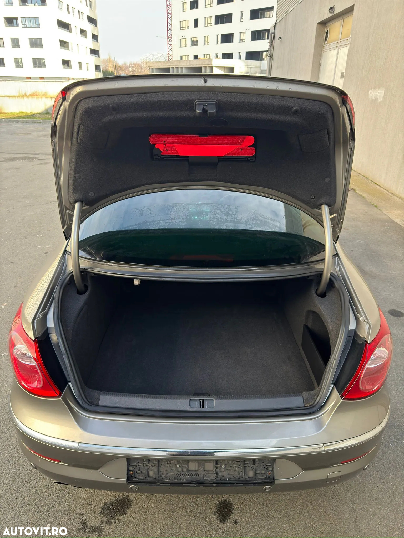 Volkswagen Passat CC 2.0 TDI DSG - 11