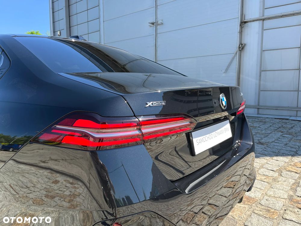 BMW Seria 5 520d mHEV M Sport - 13