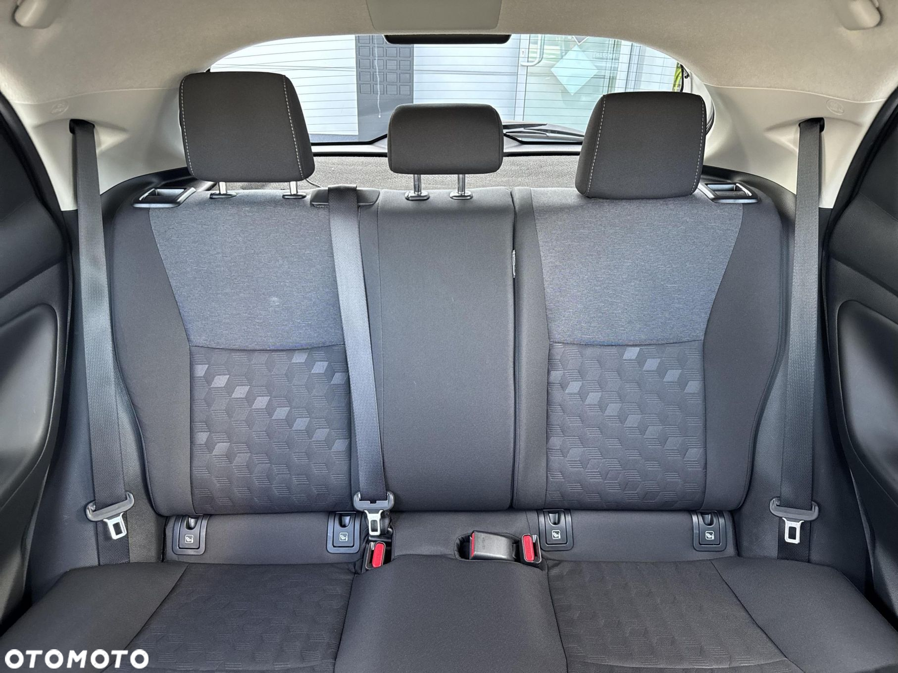 Toyota Yaris - 20