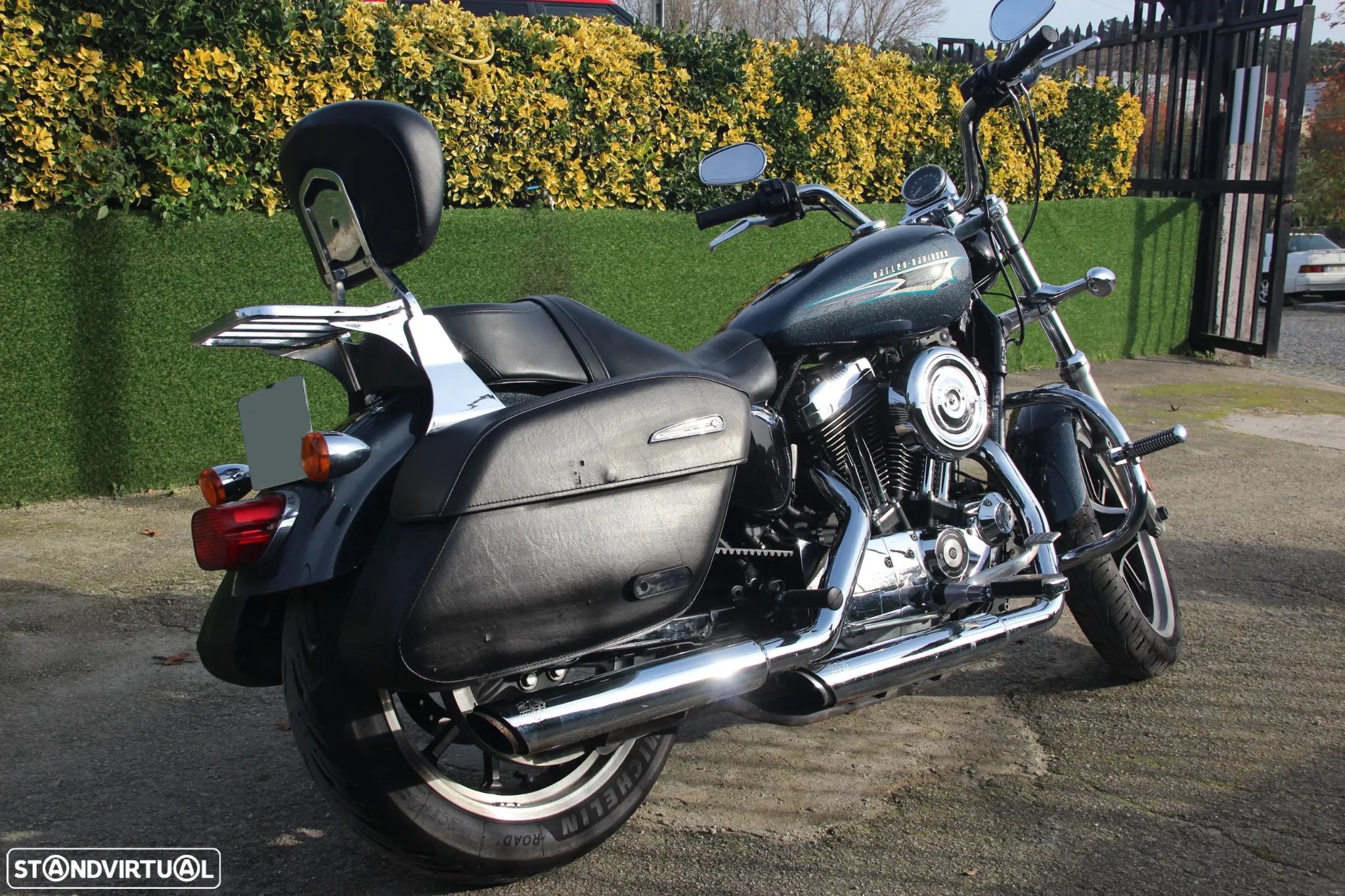 Harley-Davidson XL - 1