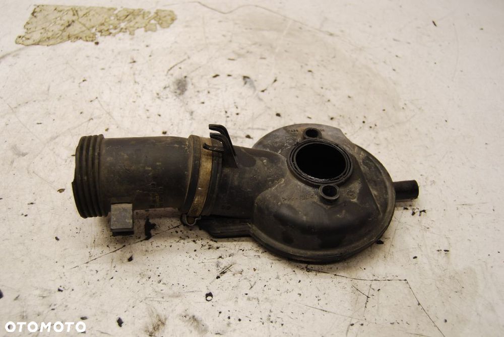 OSŁONA POKRYWA PRZEPUSTNICY 90572687 OPEL CORSA C 1.2 16V AGILA