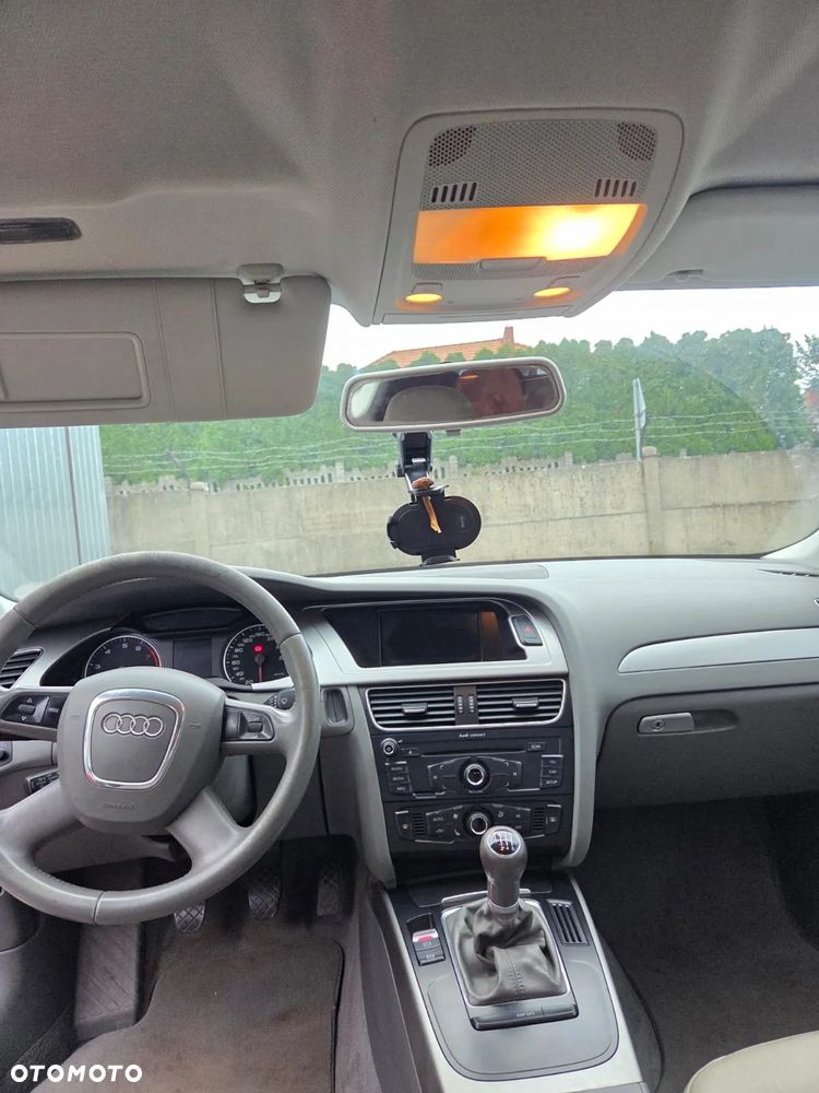 Audi A4 - 8