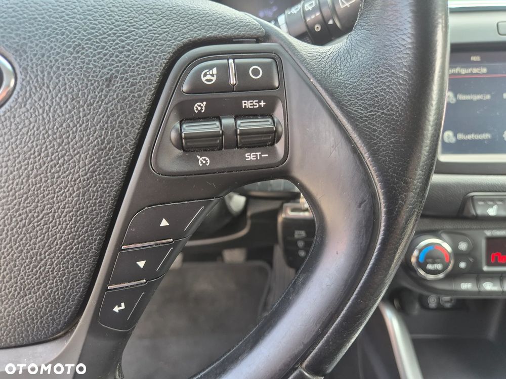 Kia Ceed 1.4 CVVT Dream-Team Edition - 28